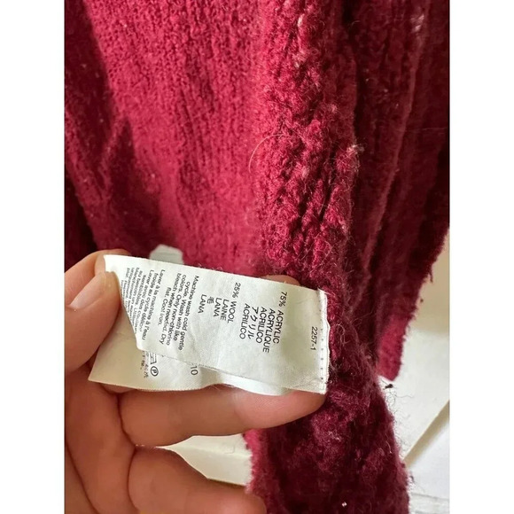 Gap women’s size Medium cardigan - Picture 7 of 8